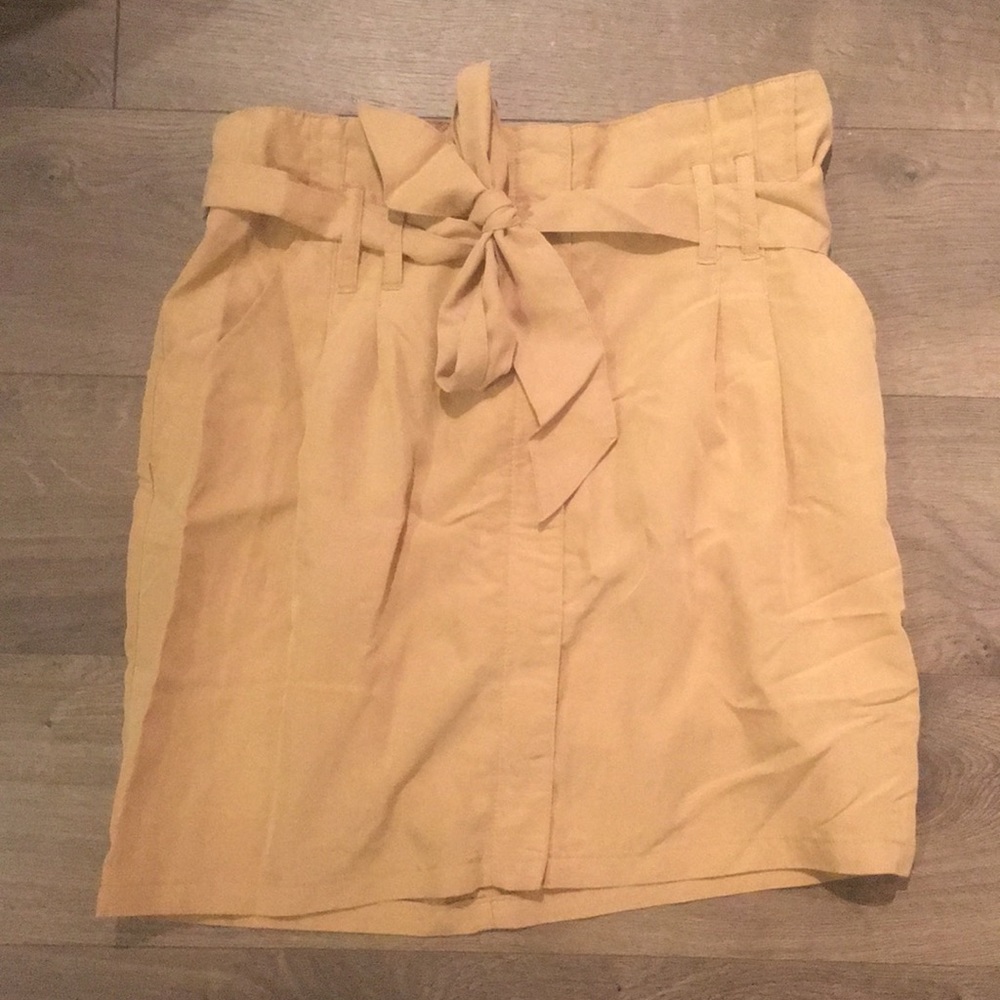 Yellow skirt by Kimchi Blue (urban outfitters)
